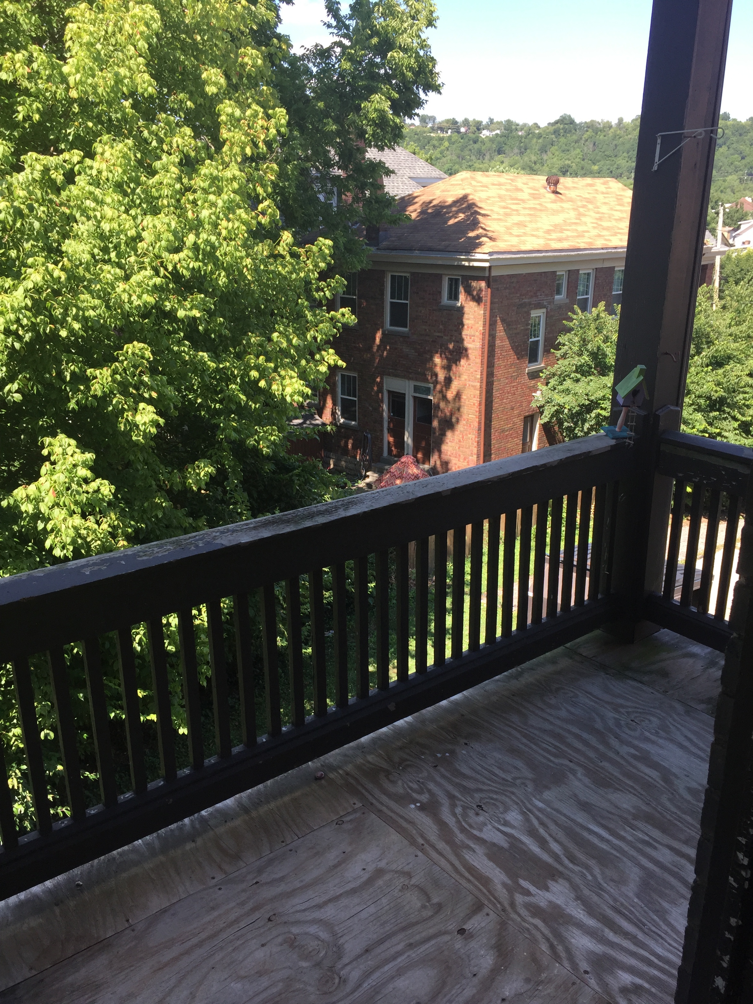 Martana Flats - 512/17 - 2-bedroom Beautiful Apt in Historic Wallace Woods Covington. 3rd floor. Pet-friendly.