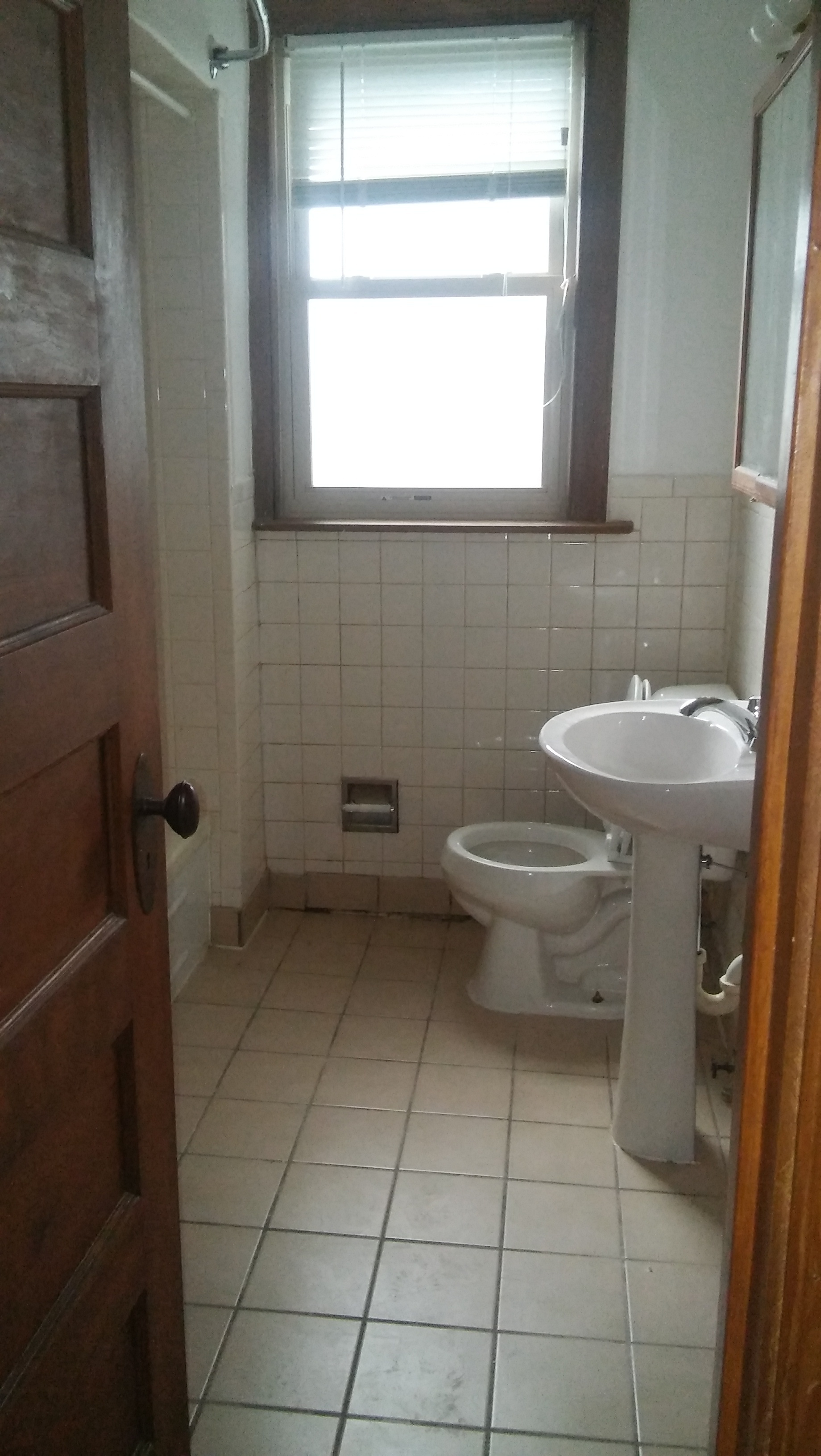 Martana Flats - 512/10 - Beautiful Wallace Woods One Bedroom Apartment for rent