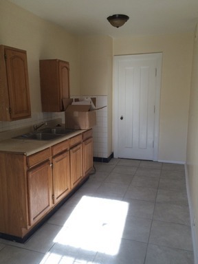 Highland - 11 - 1 Bedroom- Spacious! Newly Renovated! Good Accessibility! Promotional Rent!!!