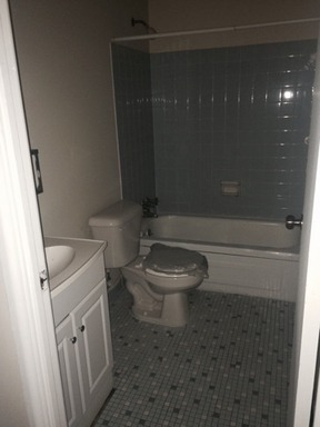 Glen Parker - GP 15 - Great Two bedroom apartment in Northside; heat, water and trash included