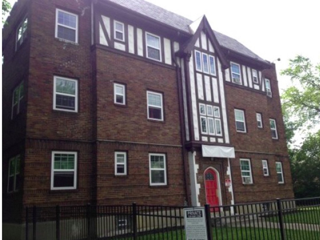 Highland - 09 - 1 Bedroom- Spacious! Newly Renovated! Good Accessibility! Promotional Rent!!!