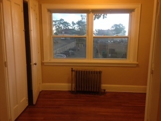 Oak - 201- 1 Bedroom - Lots of natural lighting! Most Utilities Included!
