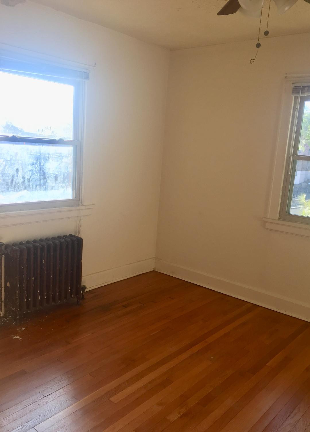 Eden Way - 2340/38 - Beautiful 1 Bed Apt! First Month Free! Spacious! Good Accessibility! East Walnut Hills.
