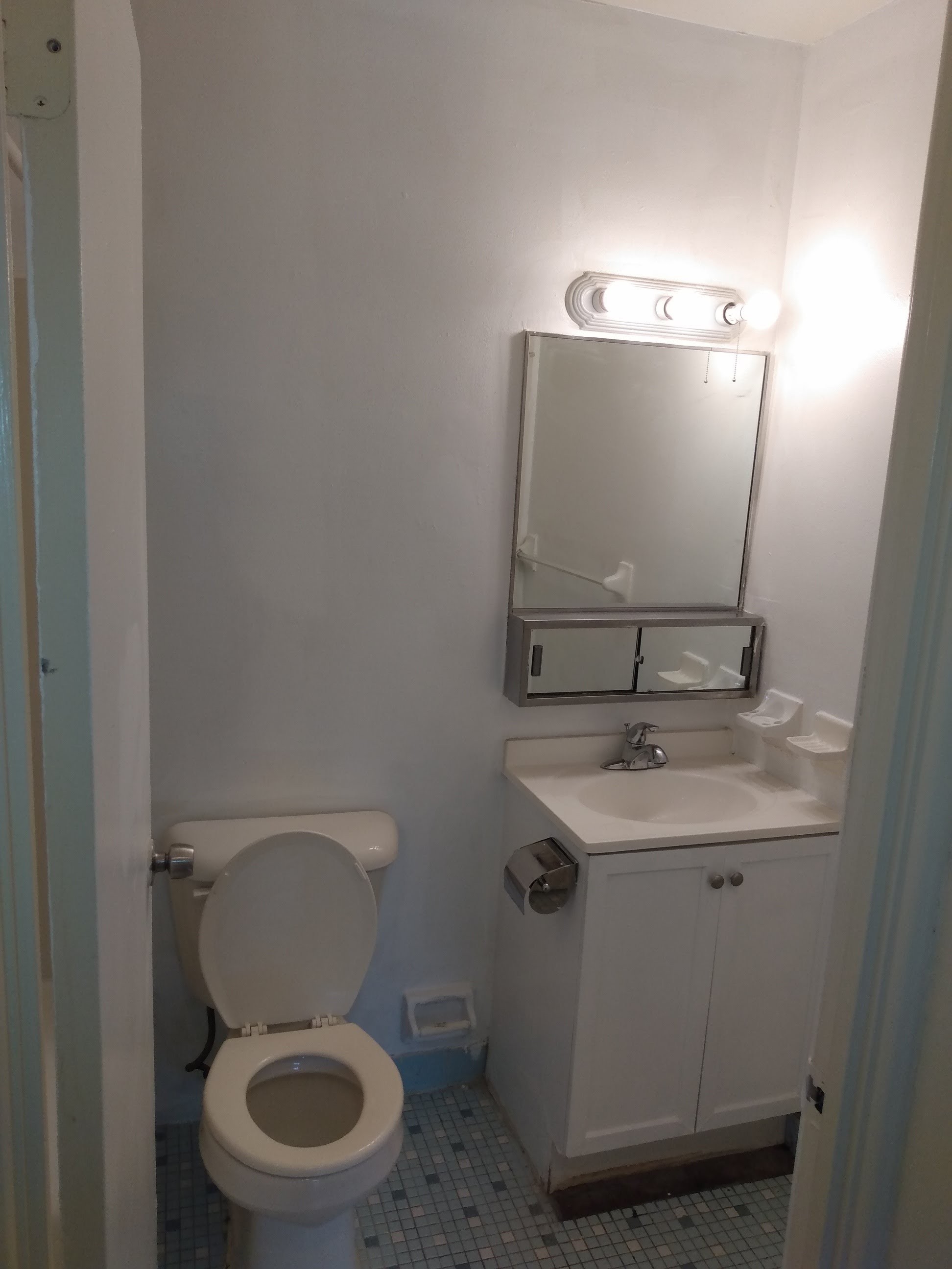 Glen Parker - GP 13 - One bedroom apartment near Northside, pets accepted