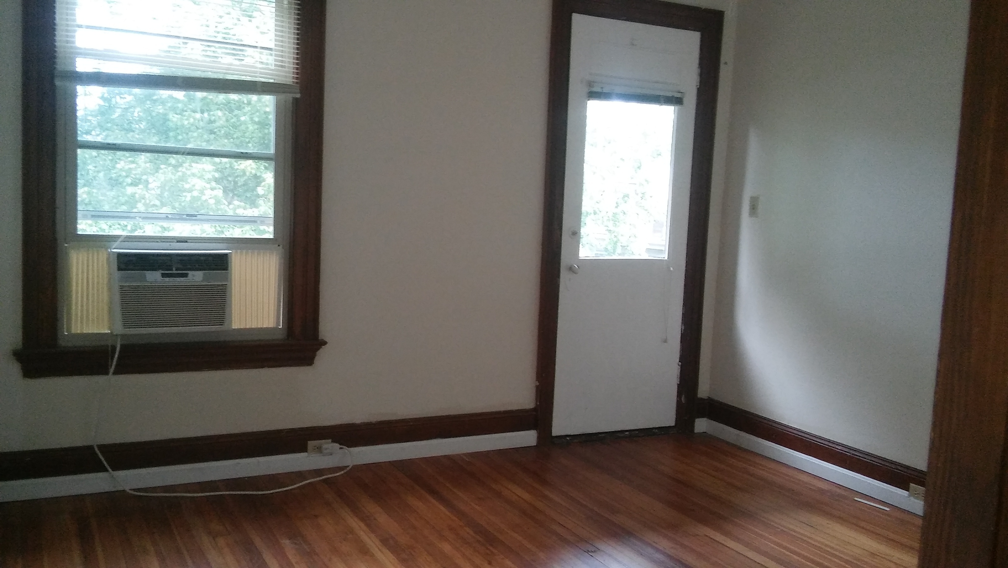 Martana Flats - 512/10 - Beautiful Wallace Woods One Bedroom Apartment for rent