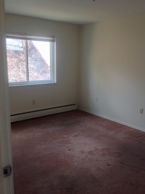 Glen Parker - GP 09 - 2 Bedroom- Spacious! Good Accessibility! Promotional Rent!!! heat included!