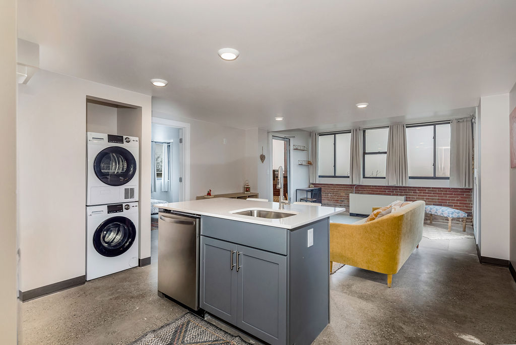 2 Bed 2 Bath Double Terrace (7th floor)