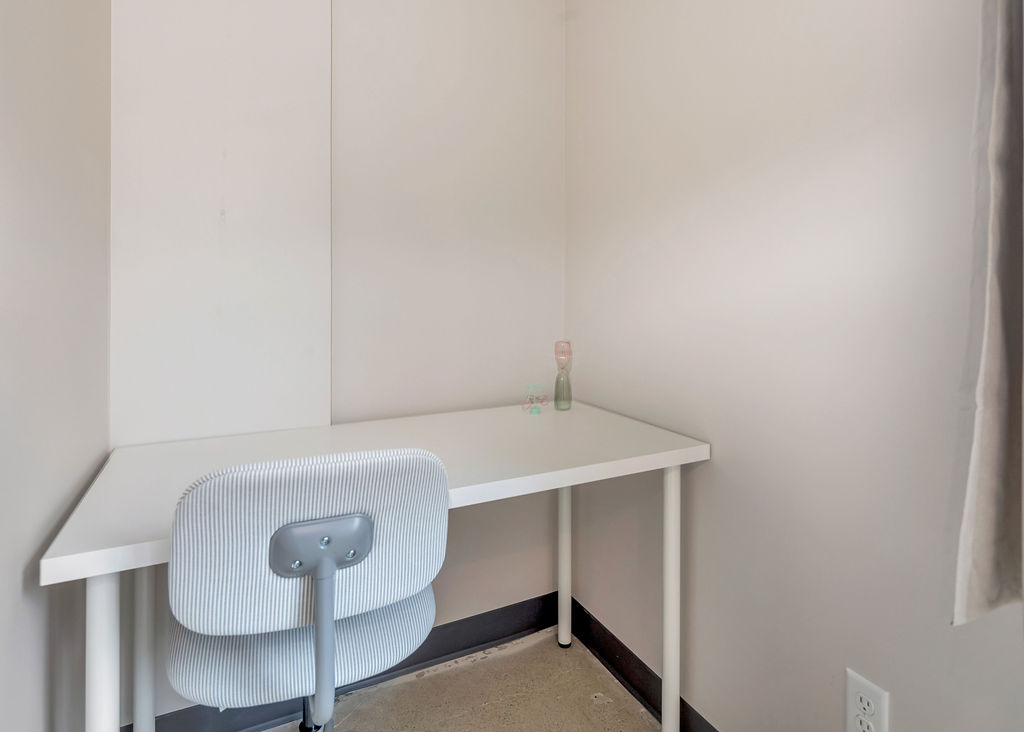 2 Bed 2 Bath (04)