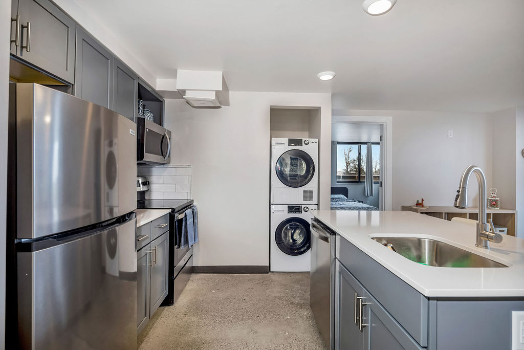 2 Bed 2 Bath Double Terrace (7th floor)