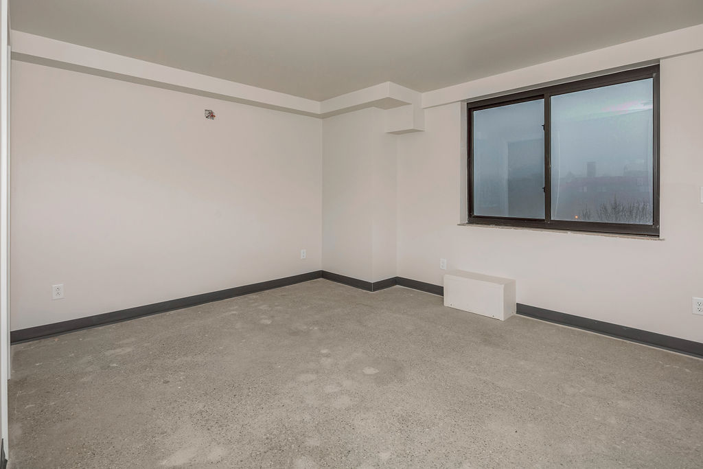 2 Bed 2 Bath Terrace (7th floor)