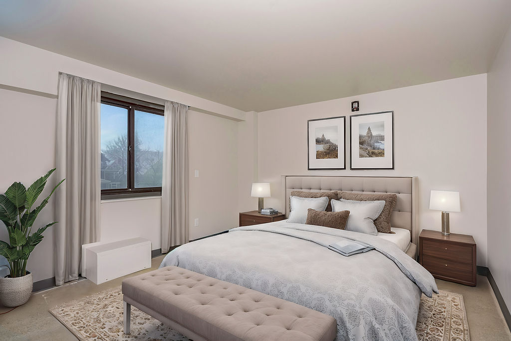 2 Bed 2 Bath (02 , 06 )