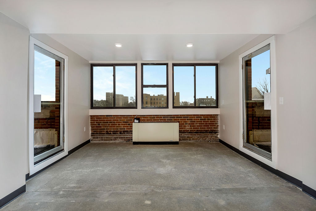 2 Bed 2 Bath Double Terrace (7th floor)