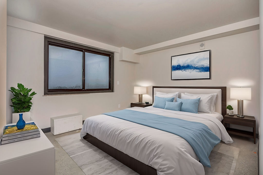 2 Bed 2 Bath (02 , 06 )