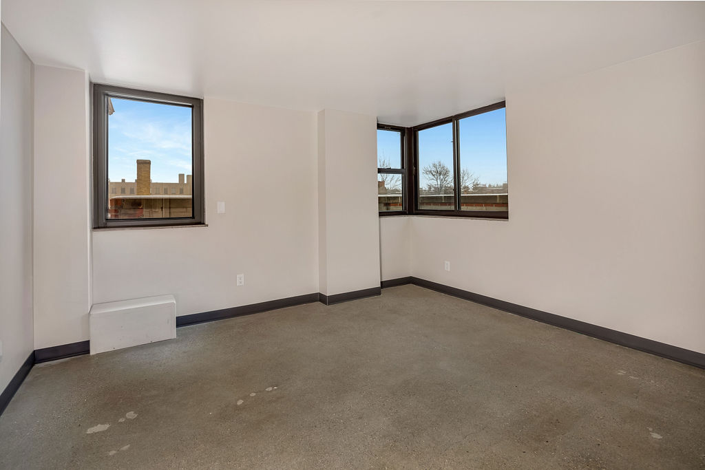 2 Bed 2 Bath Double Terrace (7th floor)