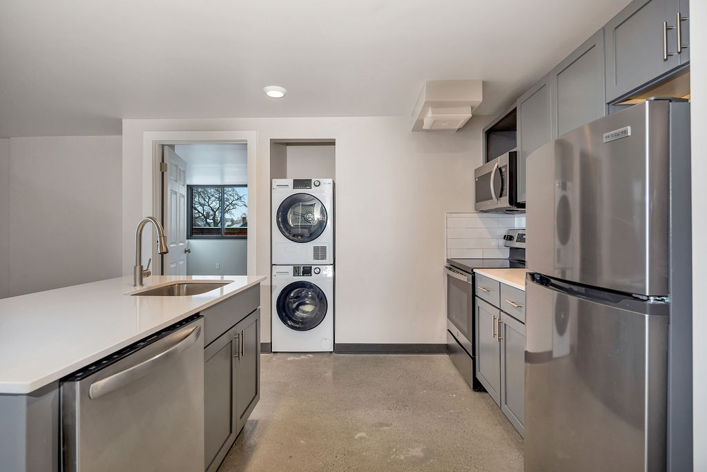 2 Bed 2 Bath Double Terrace (7th floor)