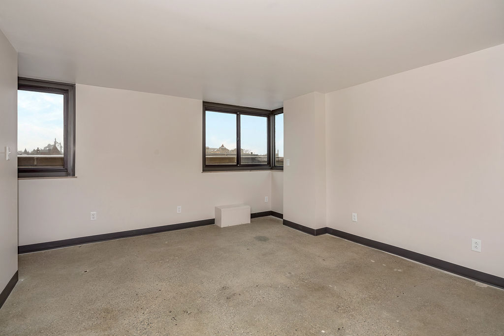 2 Bed 2 Bath Double Terrace (7th floor)