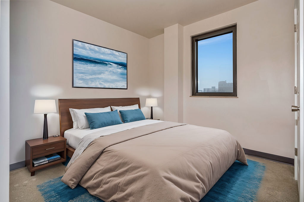 1 Bed 1 Bath Terrace (8th floor)