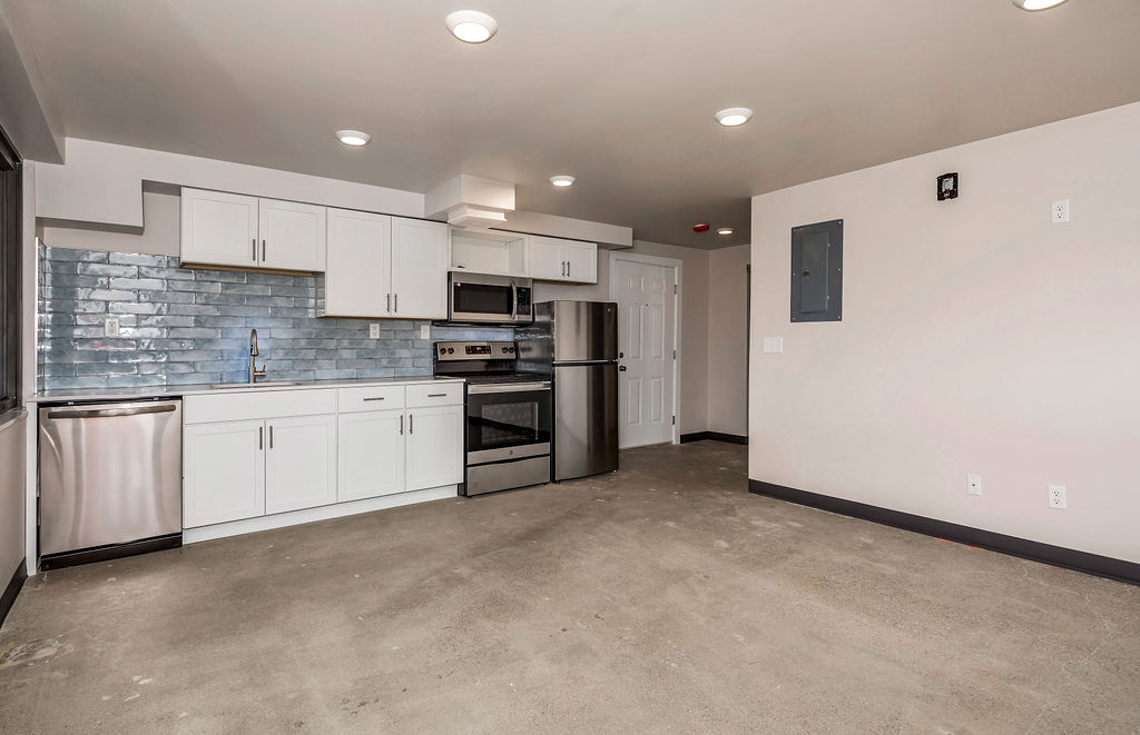 2 Bed 2 Bath Terrace (7th floor)