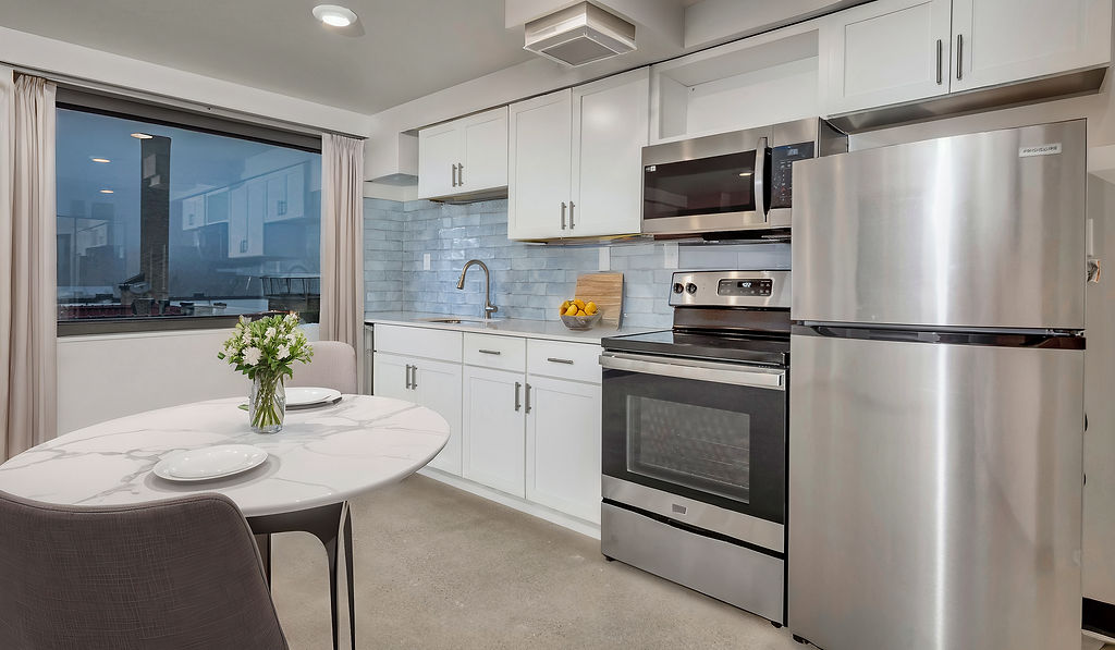 2 Bed 2 Bath Terrace (7th floor)