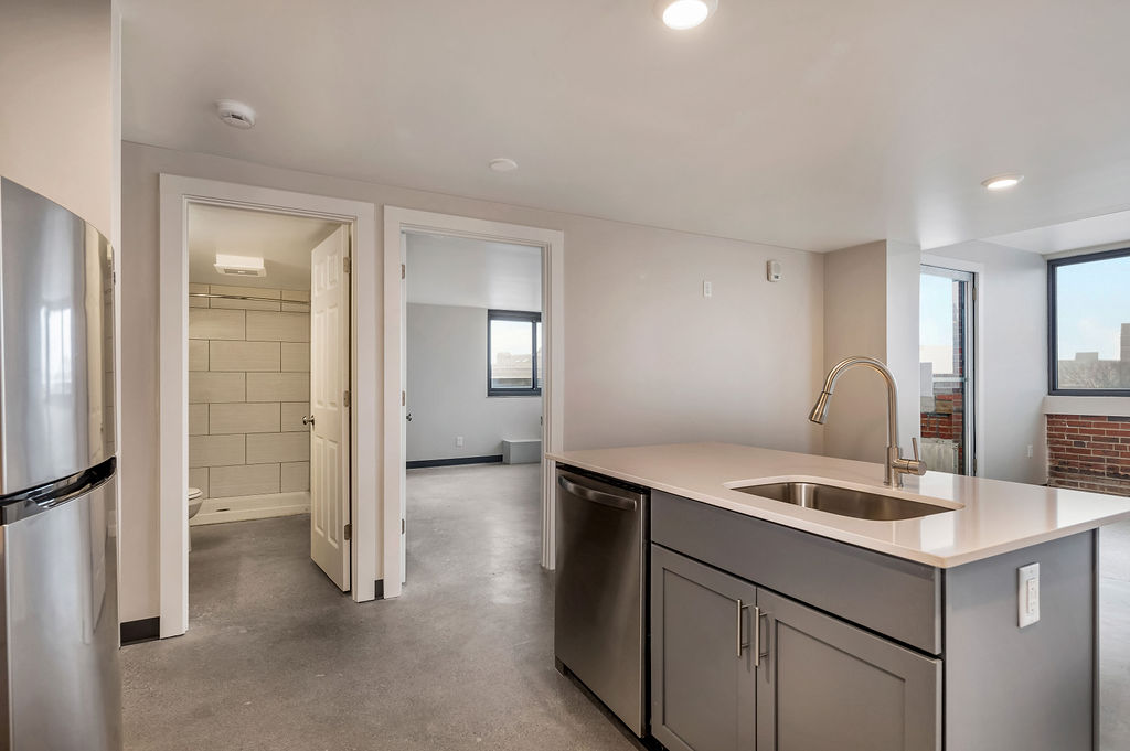 2 Bed 2 Bath Double Terrace (7th floor)