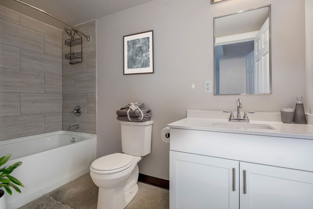 2 Bed 2 Bath (04)