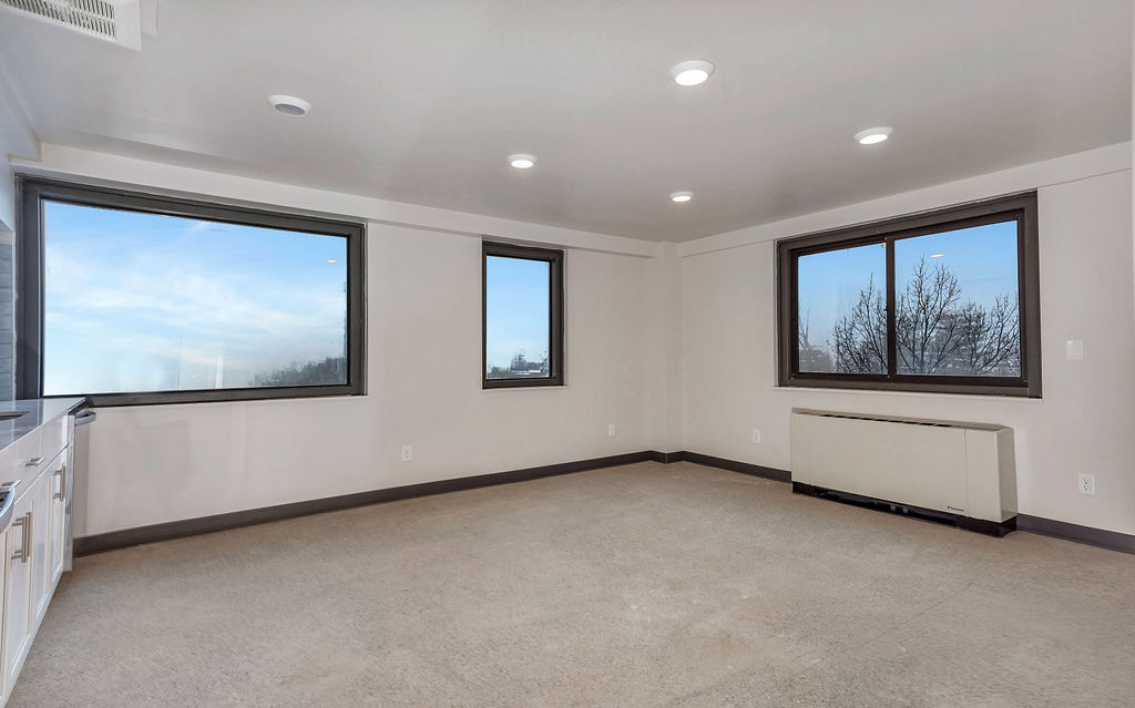 2 Bed 2 Bath Terrace (7th floor)